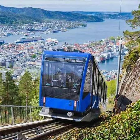 Dinbnb Homes I Historical 1850 House Bergen